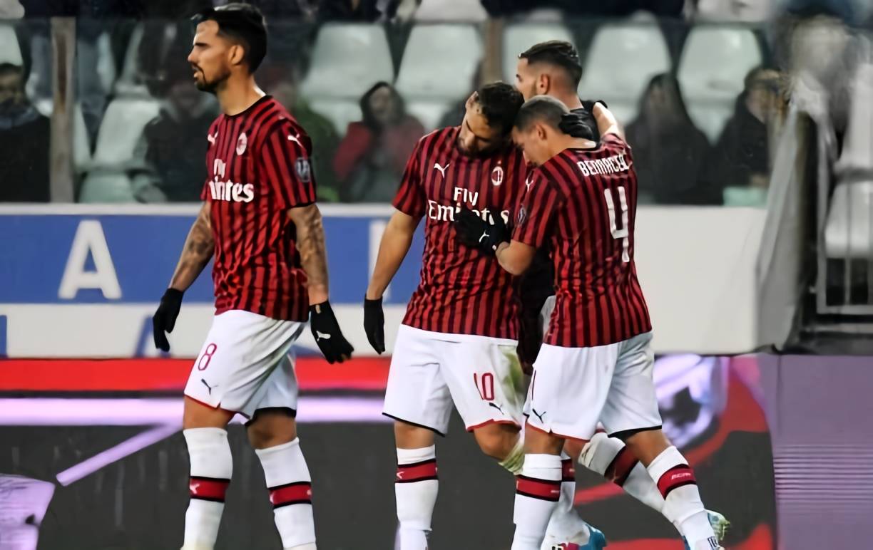 年总才打了两场，AG就迎来了压力，一诺不会的英雄，道崽玩得很强！